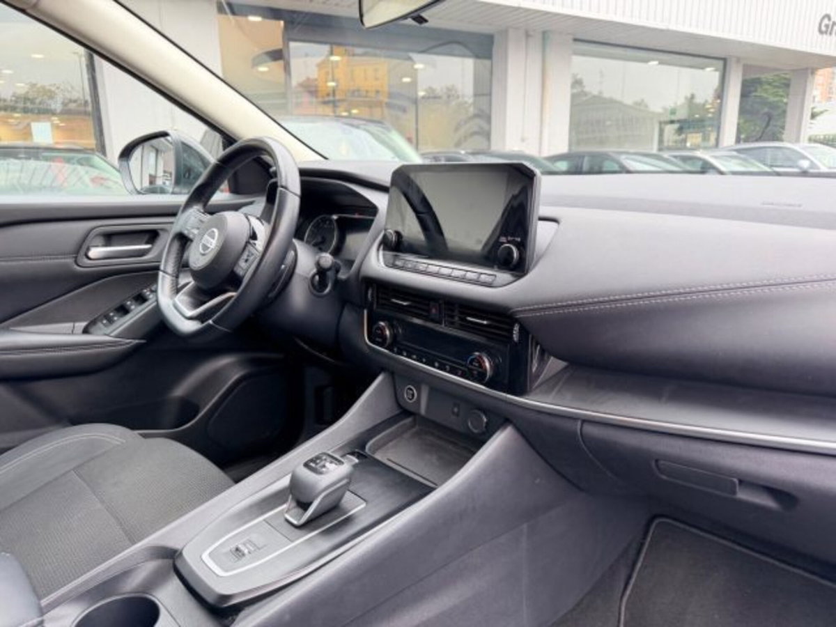 Nissan Qashqai 1.3 mhev Business 2wd 158cv xtronic (12)