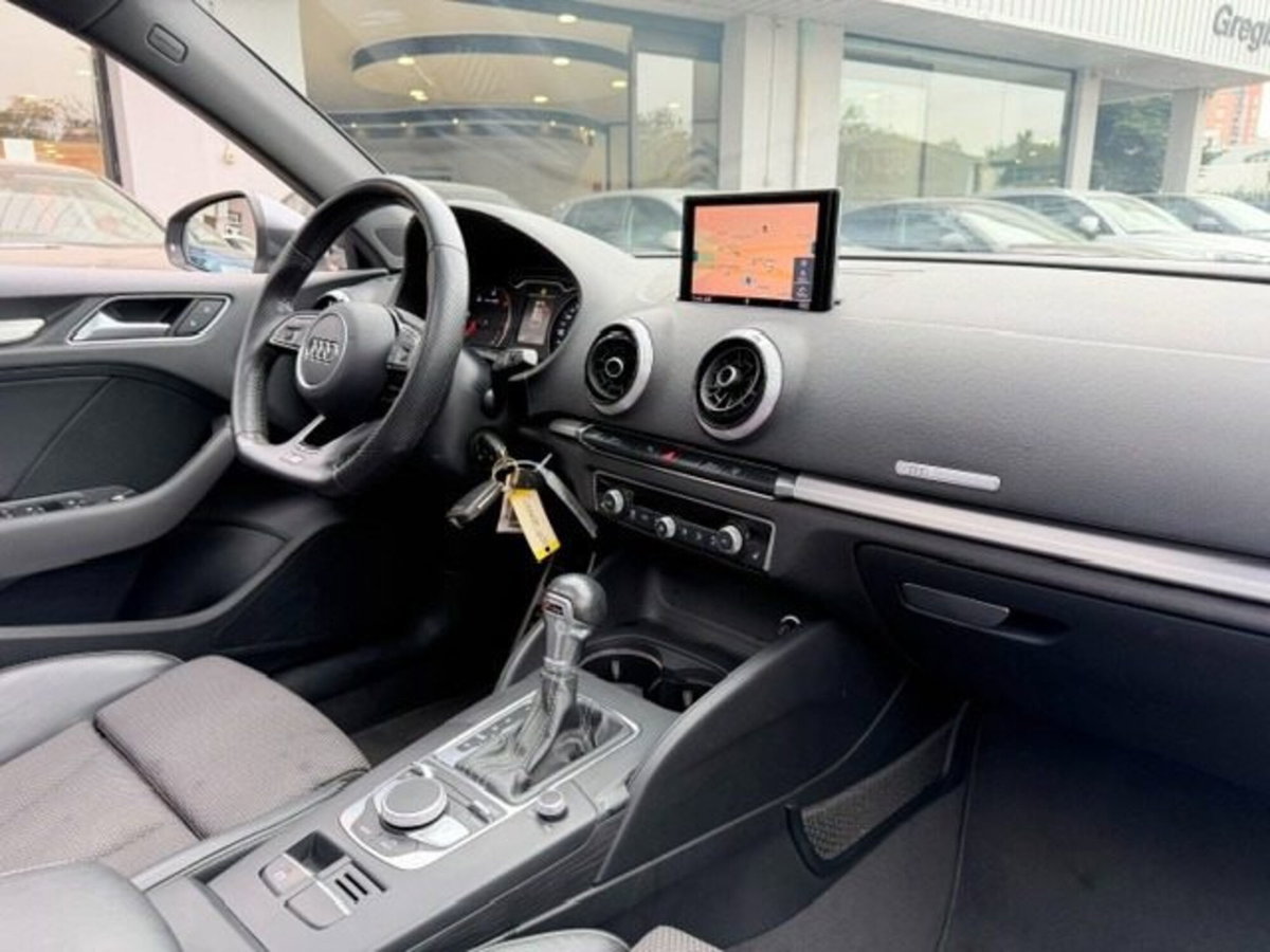 Audi A3 Sportback 2.0 TDI S tronic Attraction (14)