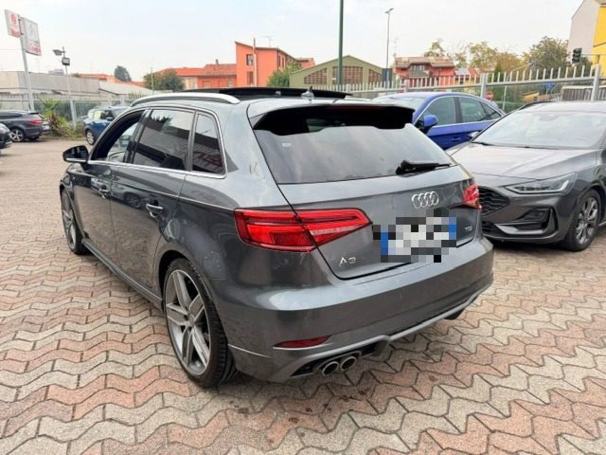 Audi A3 Sportback 2.0 TDI S tronic Attraction (6)