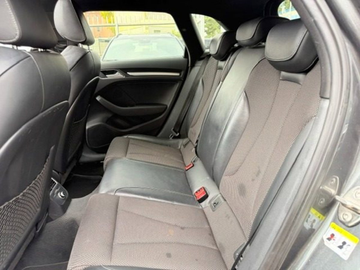 Audi A3 Sportback 2.0 TDI S tronic Attraction (7)