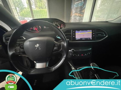 Peugeot 308 PureTech Turbo 130 S&S Allure Pack (17)