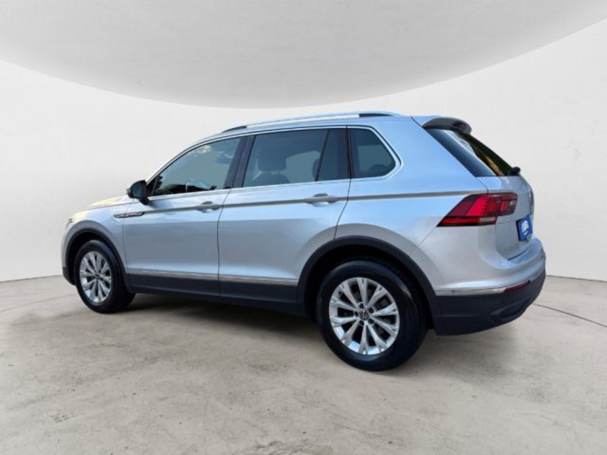 Volkswagen Tiguan 2.0 TDI 150 CV SCR DSG 4MOTION Life (3)