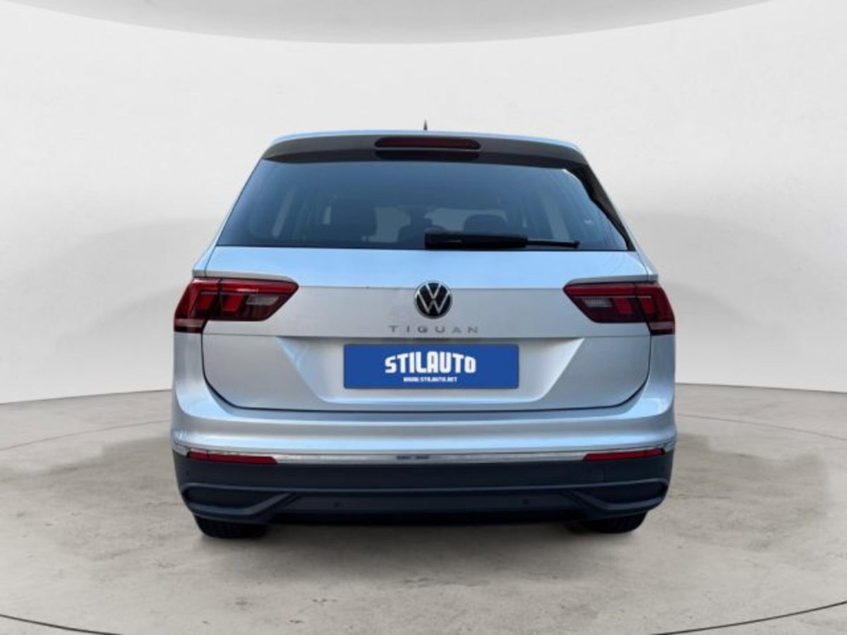 Volkswagen Tiguan 2.0 TDI 150 CV SCR DSG 4MOTION Life (4)