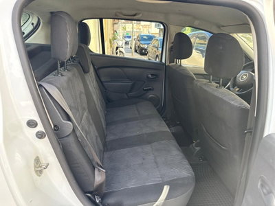 Dacia Sandero 1.5 dCi 8V 75CV Lauréate (9)