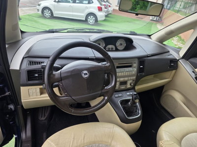 Lancia Musa 1.4 16V Platino (3)