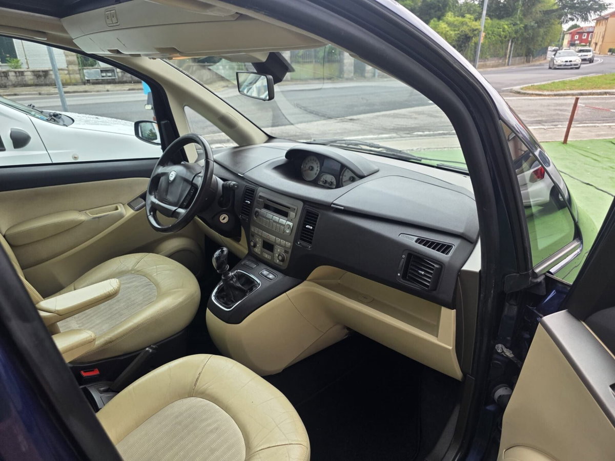 Lancia Musa 1.4 16V Platino (6)