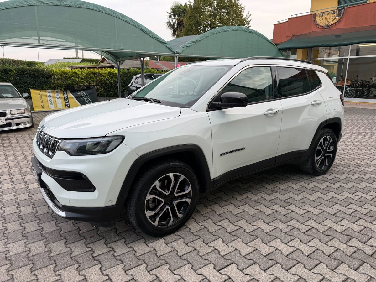 Jeep Compass 1.3 T4 190CV PHEV AT6 4xe Business Plus (3)