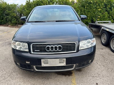 Audi A4 2.5 V6 TDI/180 CV cat quattro (2)