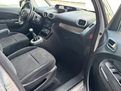 Citroen C3 Picasso 1.4 VTi 95 Exclusive Style (10)
