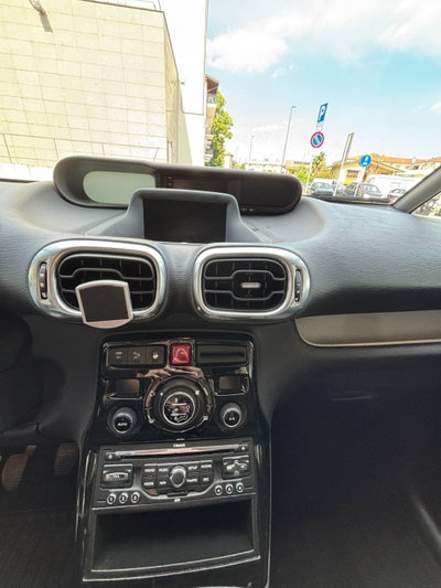 Citroen C3 Picasso 1.4 VTi 95 Exclusive Style (14)
