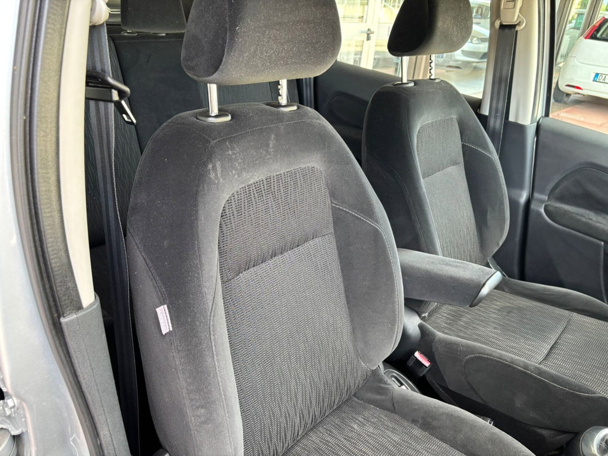 Citroen C3 Picasso 1.4 VTi 95 Exclusive Style (15)
