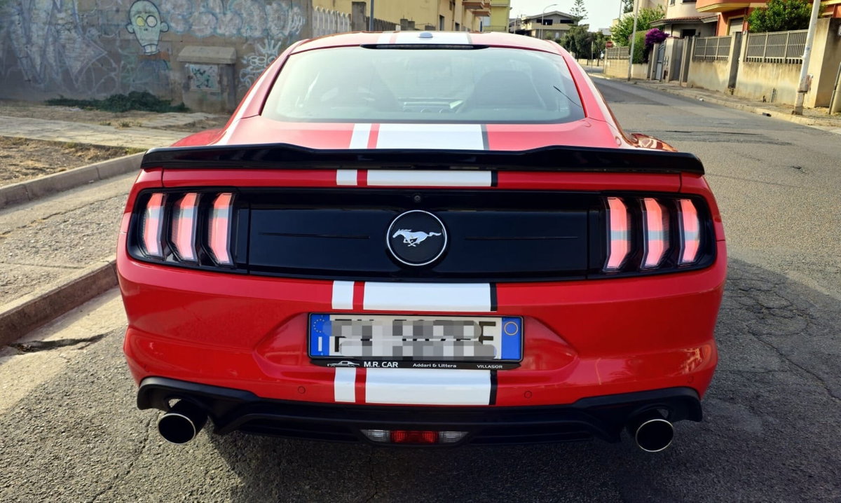 Ford Mustang Coupé Fastback 2.3 EcoBoost aut. (18)