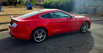 Ford Mustang Coupé Fastback 2.3 EcoBoost aut. (2)
