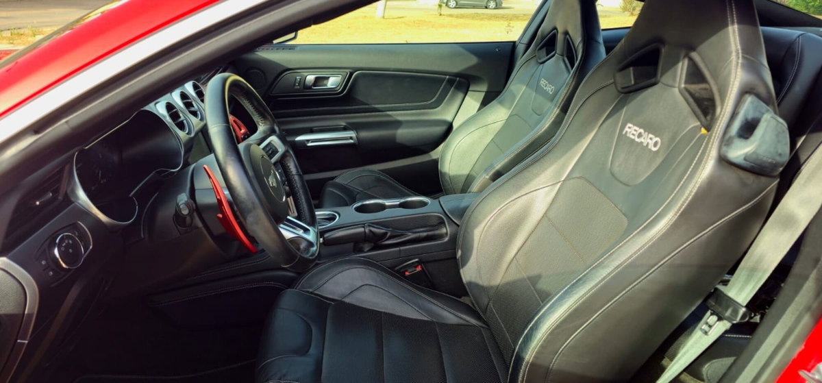Ford Mustang Coupé Fastback 2.3 EcoBoost aut. (5)