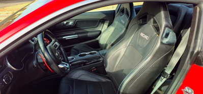 Ford Mustang Coupé Fastback 2.3 EcoBoost aut. (8)