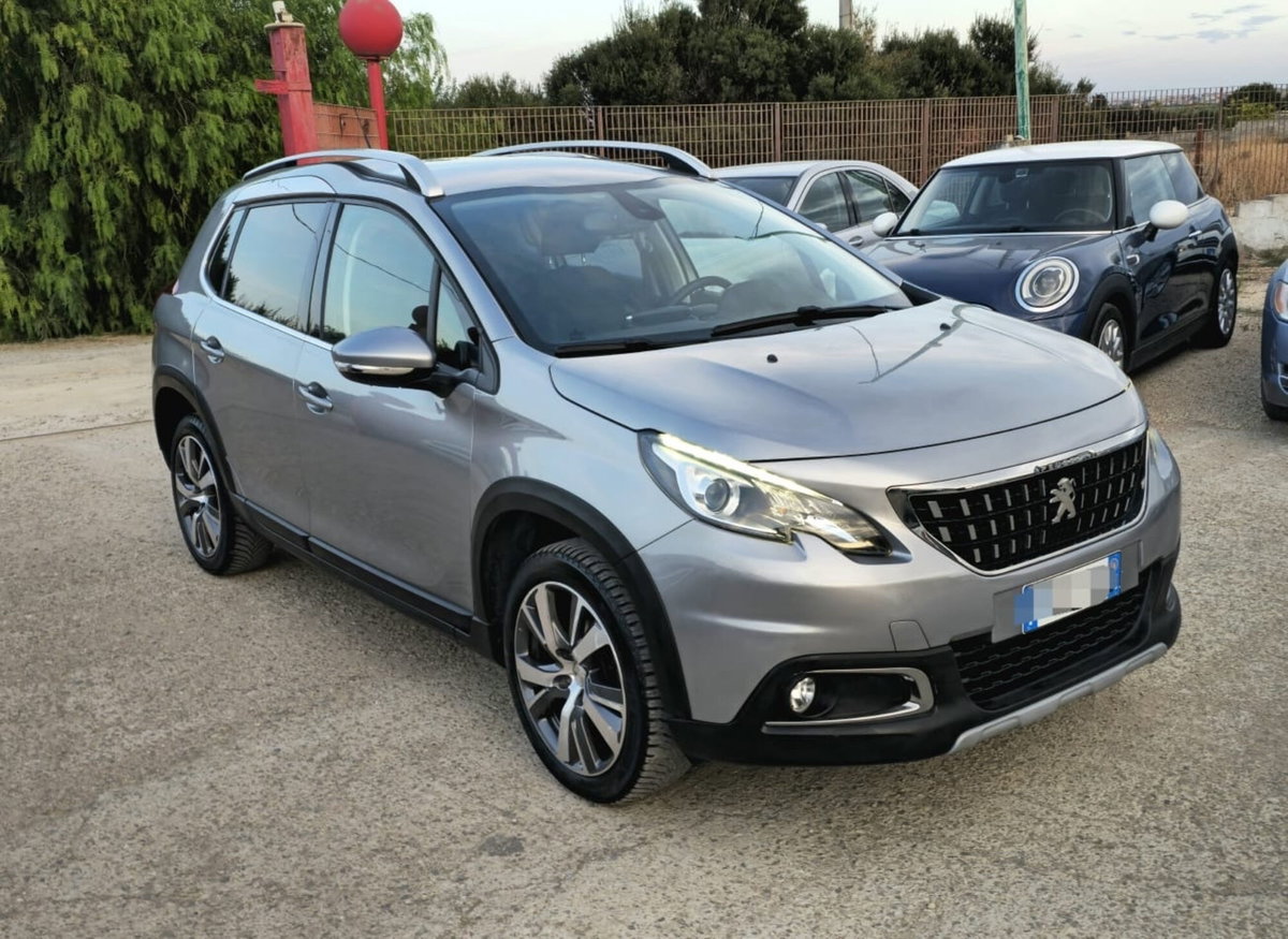 Peugeot 2008 120 S&S Crossway