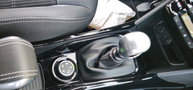 Peugeot 2008 120 S&S Crossway (7)
