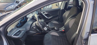 Peugeot 2008 120 S&S Crossway (9)
