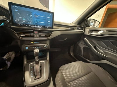 Ford Focus Station Wagon 1.0 EcoBoost Hybrid 125 CV SW ST-Line (11)