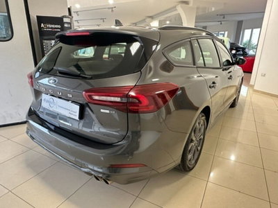 Ford Focus Station Wagon 1.0 EcoBoost Hybrid 125 CV SW ST-Line (4)