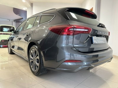 Ford Focus Station Wagon 1.0 EcoBoost Hybrid 125 CV SW ST-Line (6)