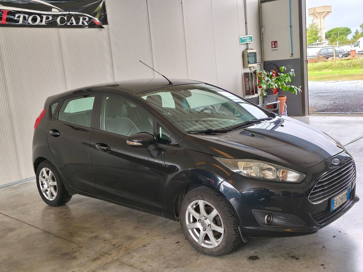 Ford Fiesta 1.5 TDCi 75CV 5 porte (3)