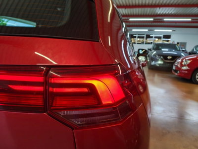 Volkswagen Golf 2.0 TDI SCR Life (13)