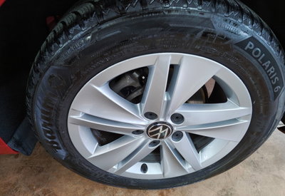 Volkswagen Golf 2.0 TDI SCR Life (8)