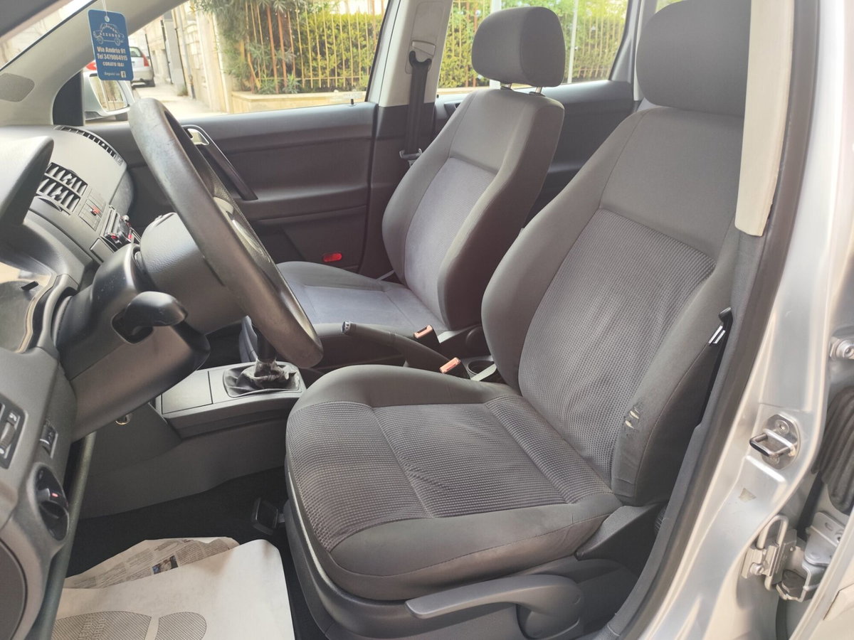 Volkswagen Polo 1.4 TDI 5p. Trendline (13)