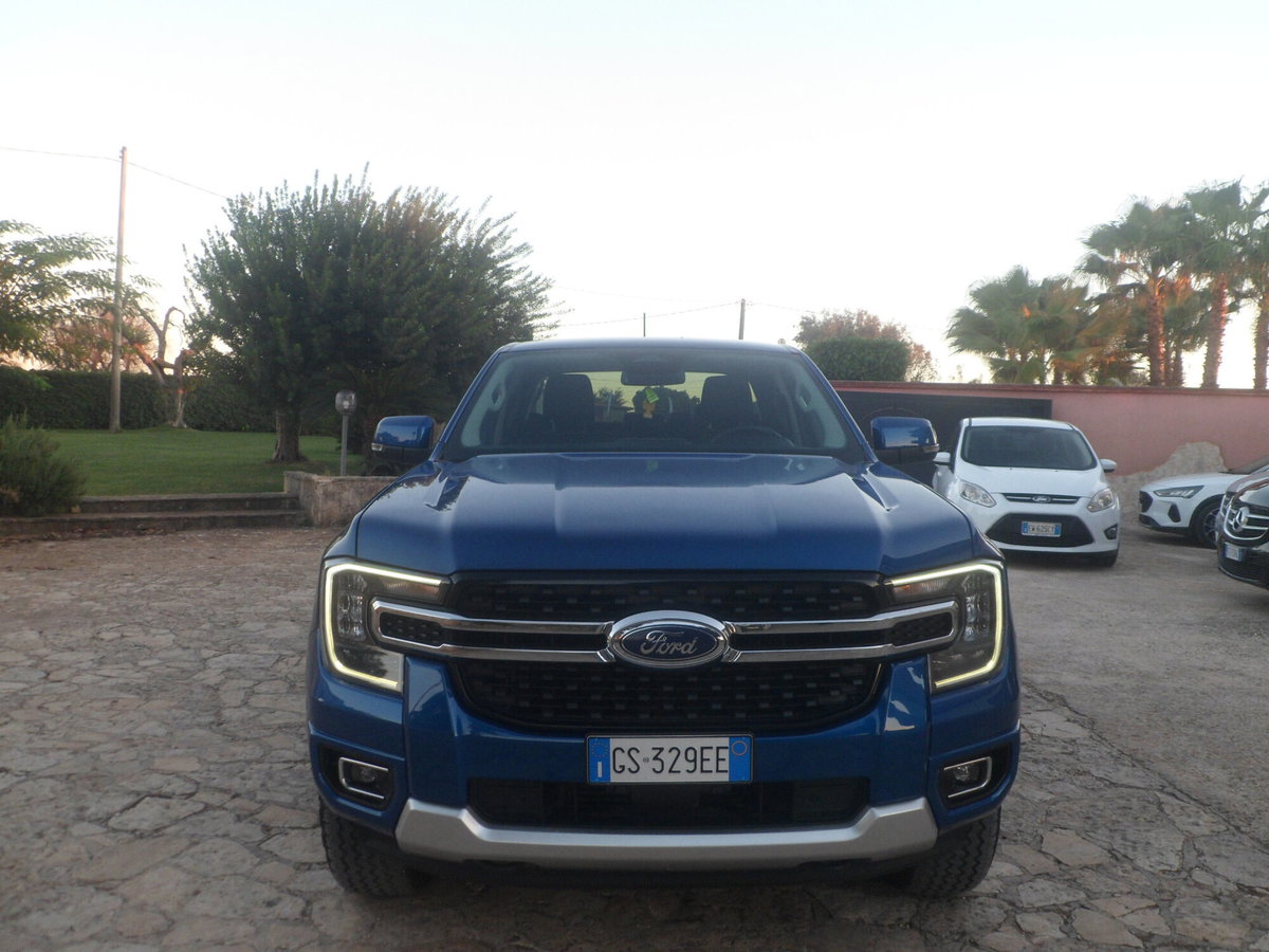 Ford Ranger Pick-up 2.0 ecoblue doppia cabina Limited awd 205cv auto (2)