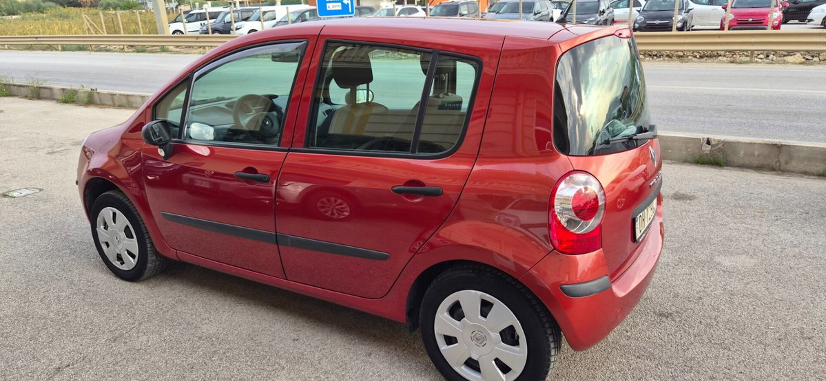 Renault Modus 1.2 16V Dynamique (3)