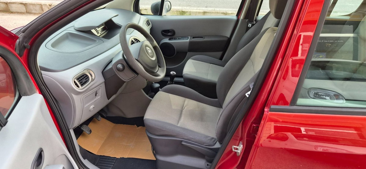 Renault Modus 1.2 16V Dynamique (6)