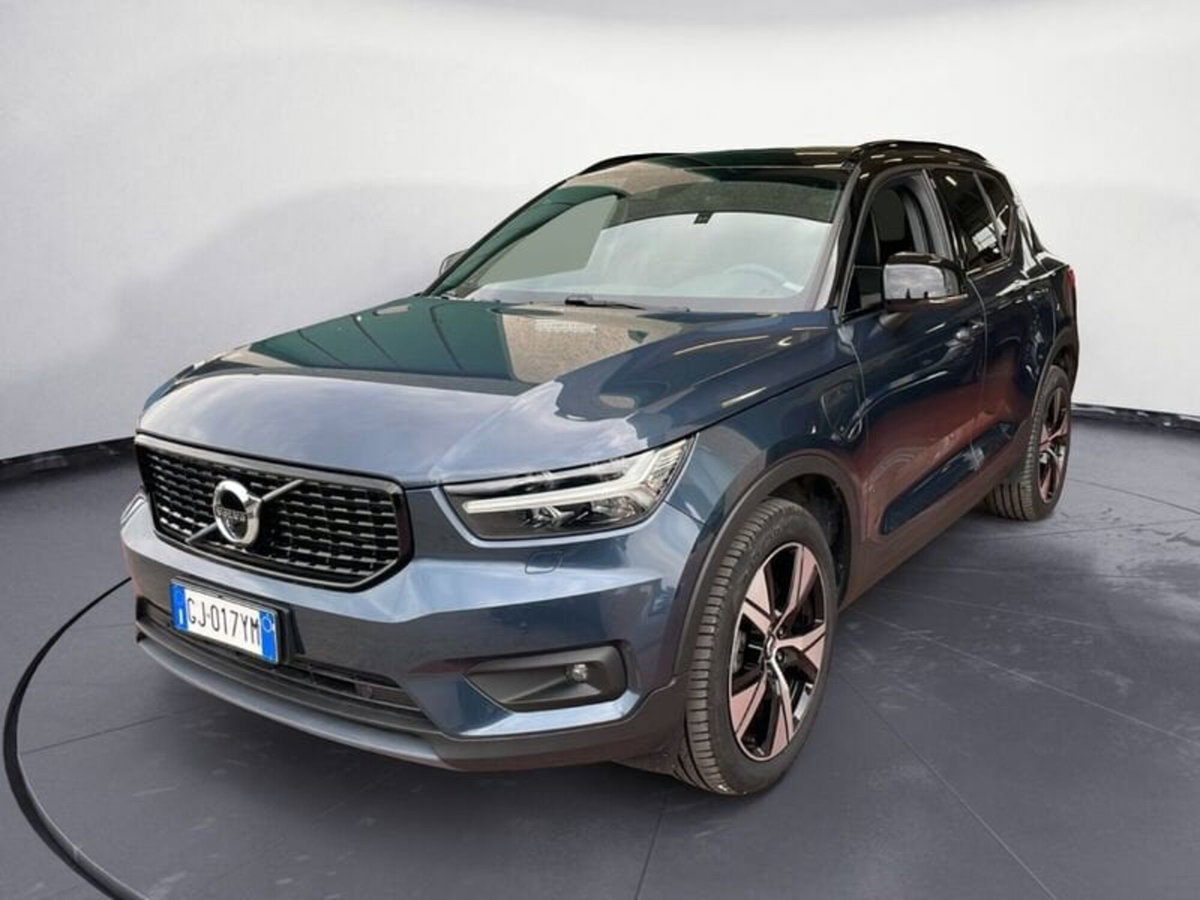 Volvo XC40 T5 Recharge Plug-in Hybrid R-design