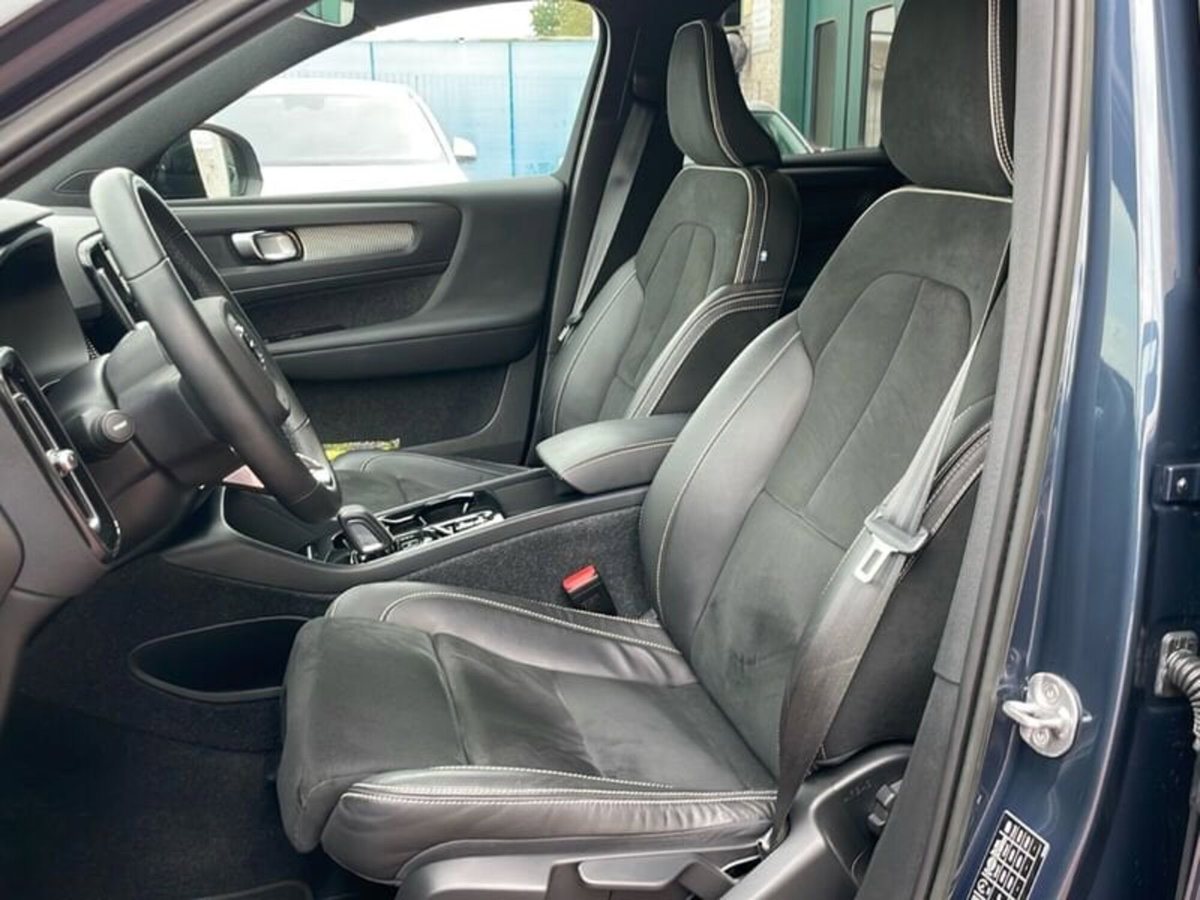 Volvo XC40 T5 Recharge Plug-in Hybrid R-design (11)