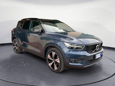 Volvo XC40 T5 Recharge Plug-in Hybrid R-design (3)