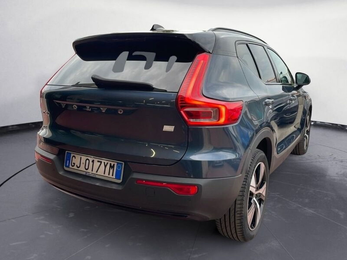 Volvo XC40 T5 Recharge Plug-in Hybrid R-design (5)