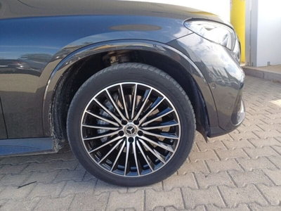 Mercedes-Benz GLC SUV 220 d AMG Line Premium Plus 4matic auto (12)