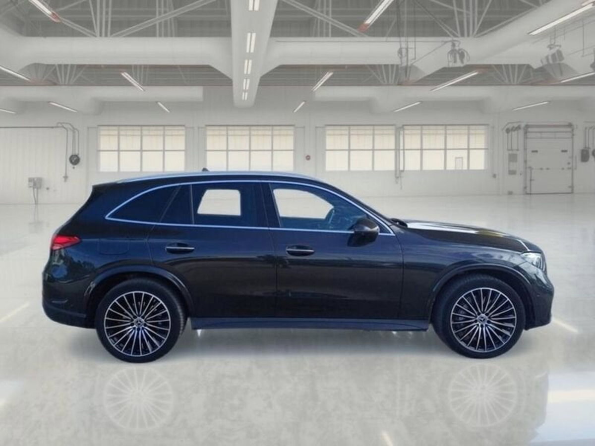Mercedes-Benz GLC SUV 220 d AMG Line Premium Plus 4matic auto (3)