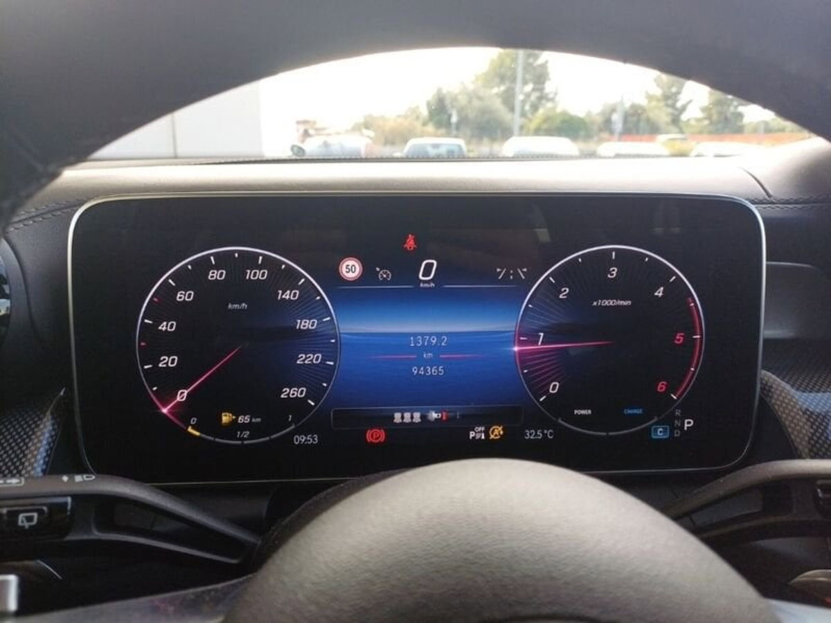 Mercedes-Benz GLC SUV 220 d AMG Line Premium Plus 4matic auto (7)