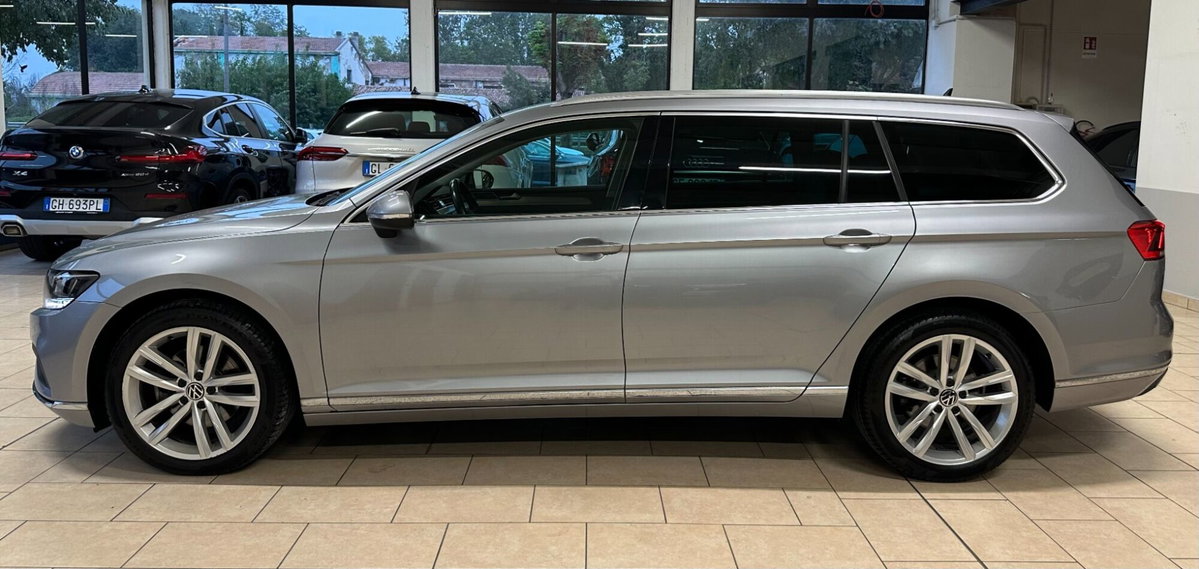Volkswagen Passat Variant 2.0 TDI DSG Comfortline BlueMotion Technology (16)