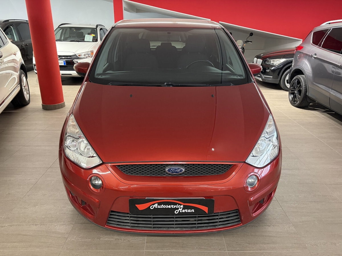 Ford S-Max 2.0 TDCi 140CV (2)