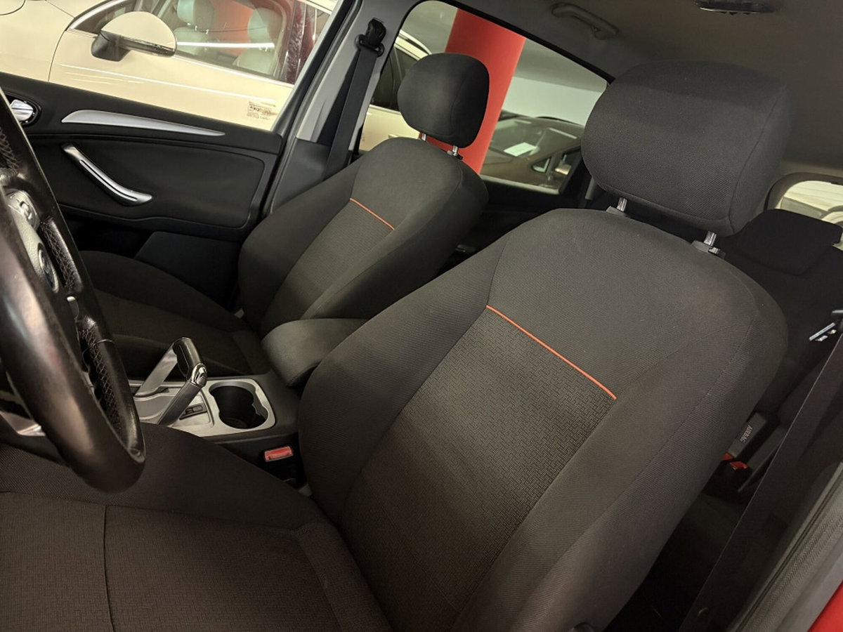 Ford S-Max 2.0 TDCi 140CV (7)