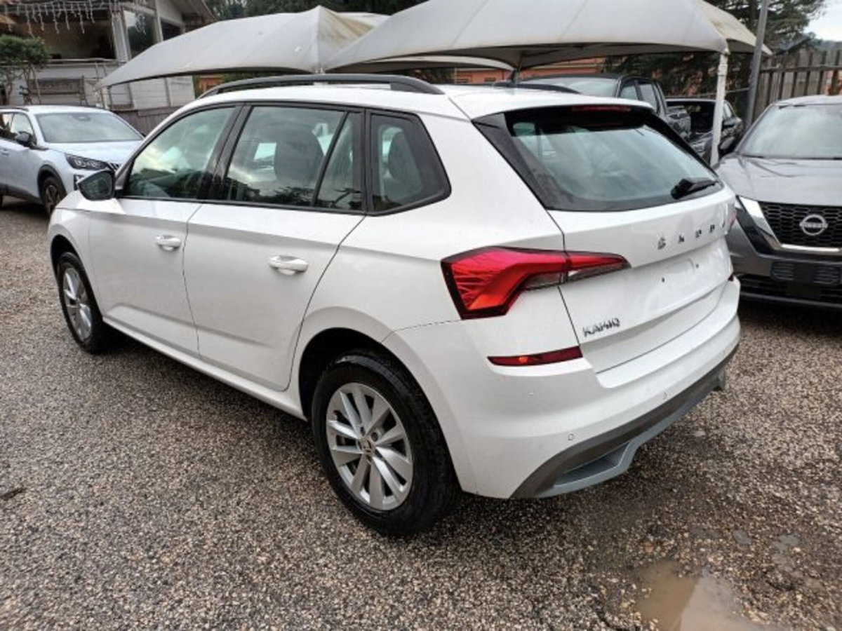 Skoda Kamiq 1.0 tsi Style 95cv (3)