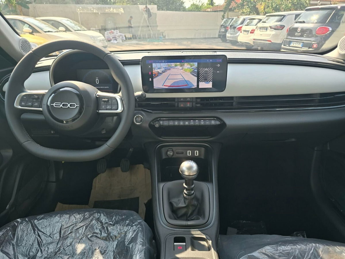 Fiat 600 1.2 Business 100cv (7)