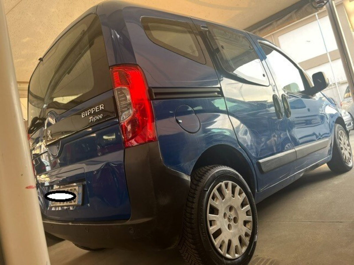 Peugeot Bipper 1.3 HDi 75 FAP Stop&Start Outdoor (7)