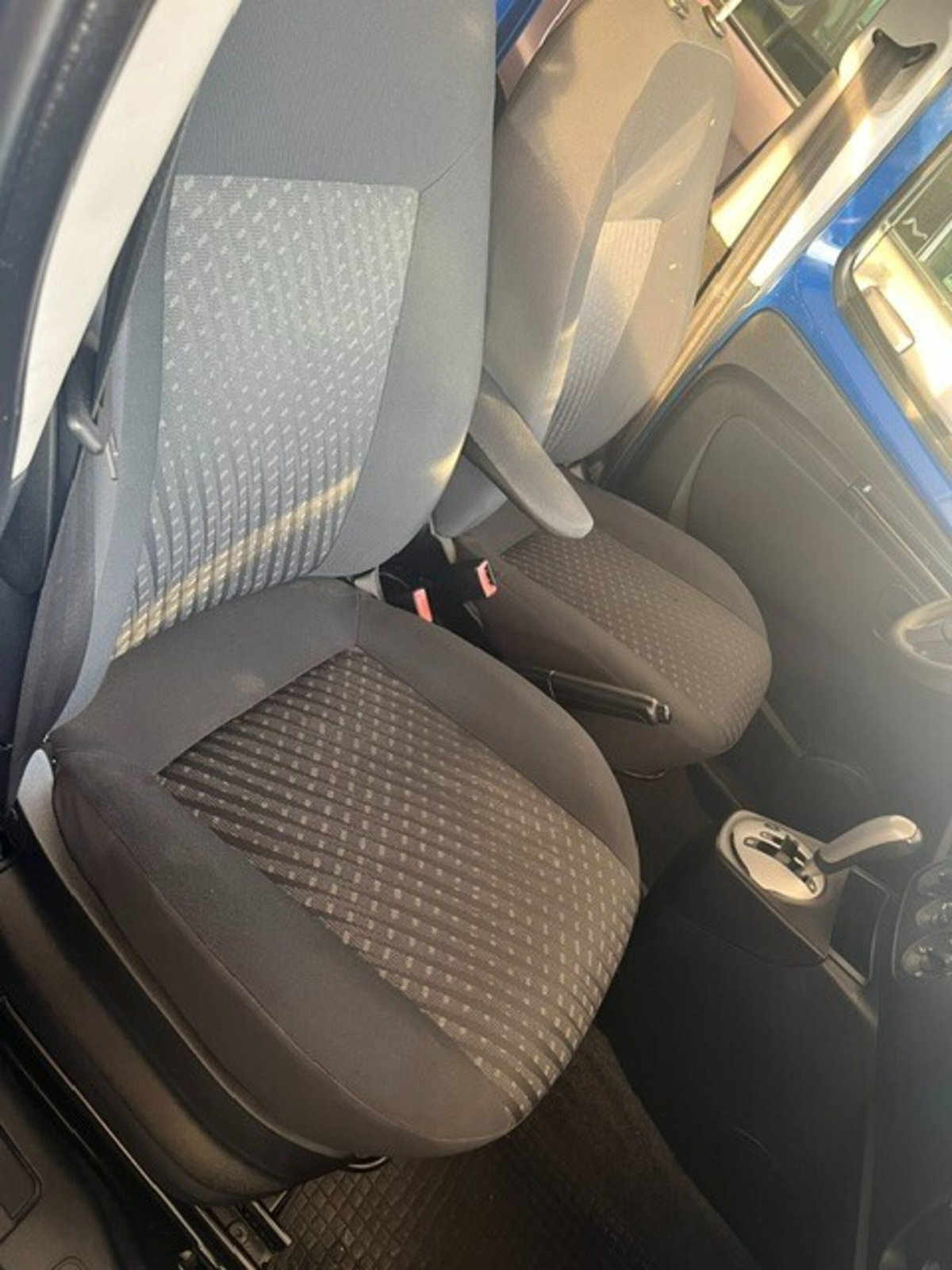 Peugeot Bipper 1.3 HDi 75 FAP Stop&Start Outdoor (8)