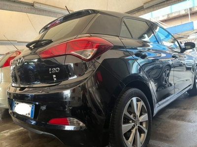 Hyundai i20 1.4 CRDi 5p. Comfort (7)