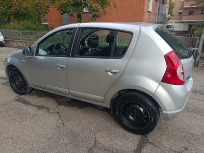Dacia Sandero 1.4 8V GPL (7)