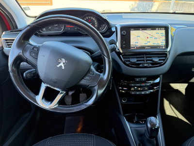 Peugeot 208 82 5 porte Allure (8)
