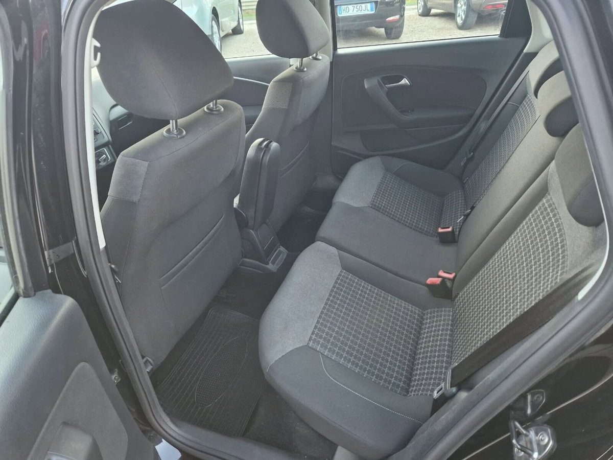 Volkswagen Polo Cross 1.4 TDI BlueMotion Technology (10)